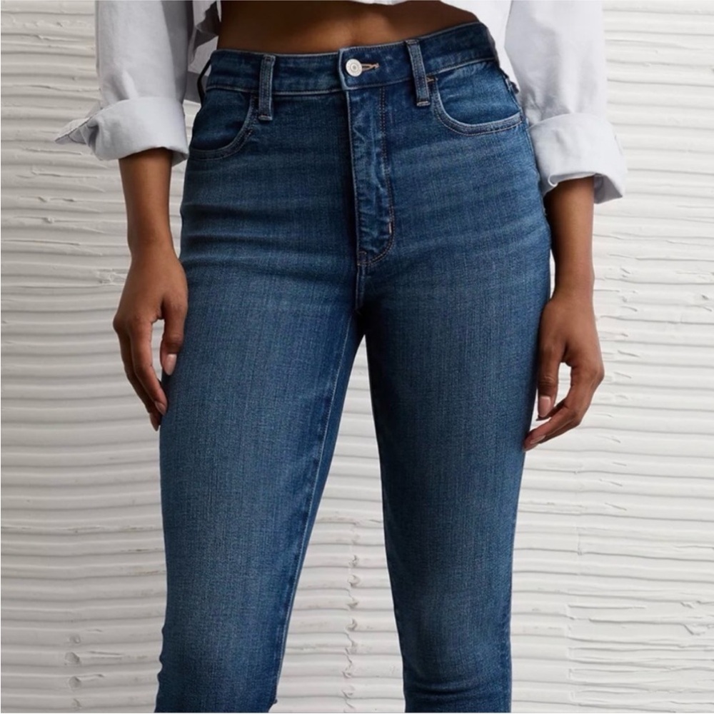 American Eagle Outfitters Blue Jeans